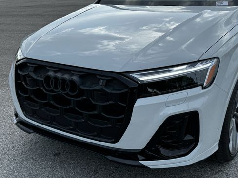 New 2026 Audi Q7 2.0T Premium AWD/4WD image 7