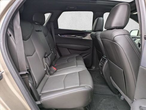 Used 2023 Cadillac XT5 Premium Luxury image 17