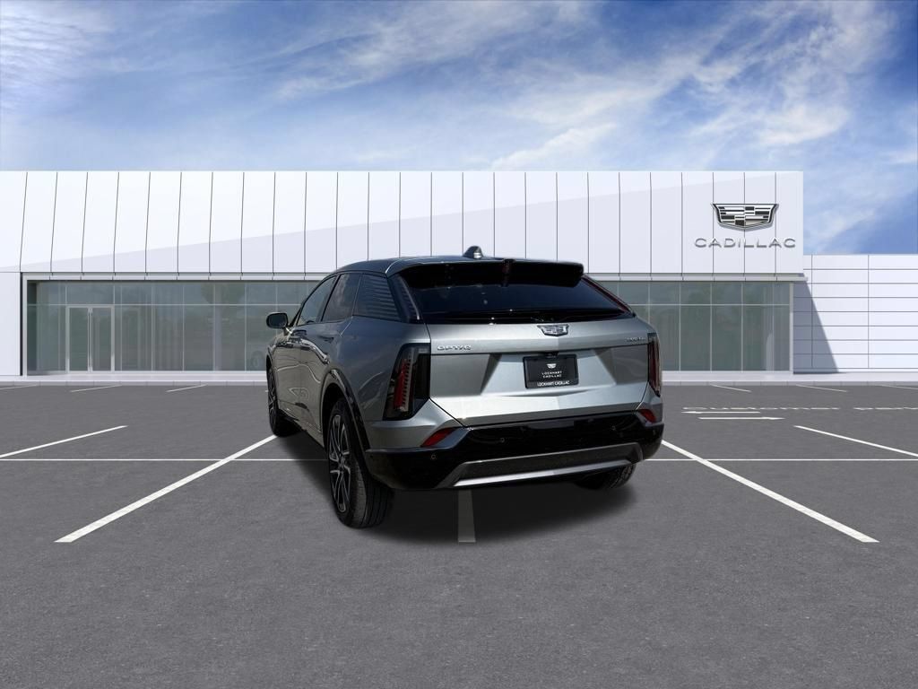 Used 2025 Cadillac Optiq Sport 2 w/ LPO, Floor Liner Package AWD/4WD image 12