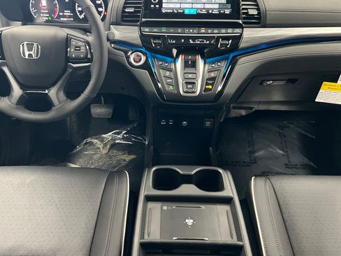 New 2026 Honda Odyssey Elite image 12