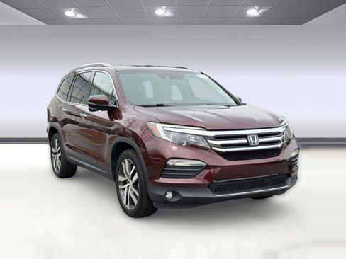 Used 2016 Honda Pilot Touring image 7