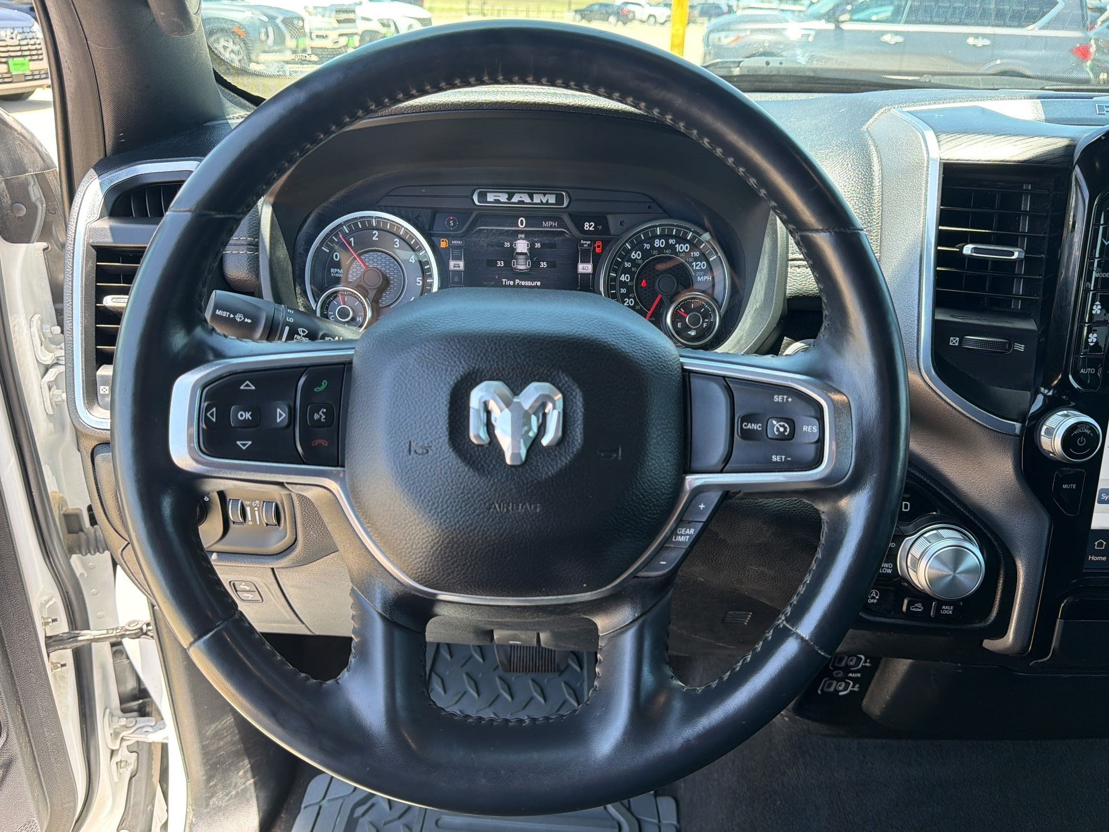 Used 2023 RAM 1500 Laramie AWD/4WD image 11