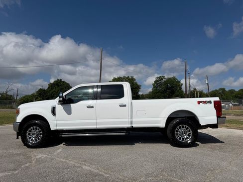Used 2022 Ford F250 XLT w/ XLT Premium Package AWD/4WD image 6