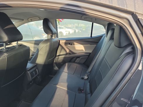 Used 2025 Toyota Camry LE w/ Convenience Package FWD image 18
