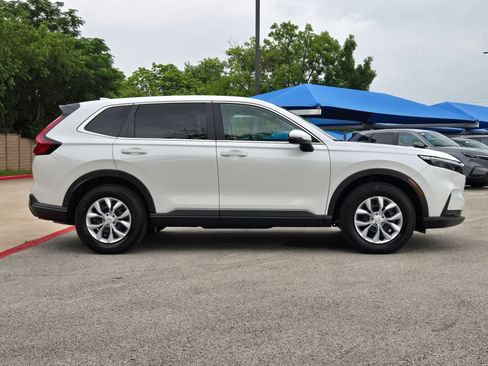 Certified 2025 Honda CR-V LX image 2