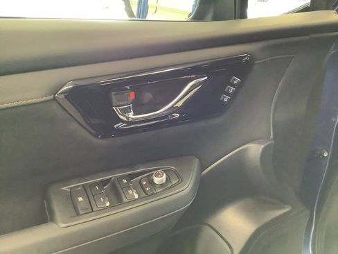 Certified 2025 Subaru Forester Touring AWD/4WD image 18