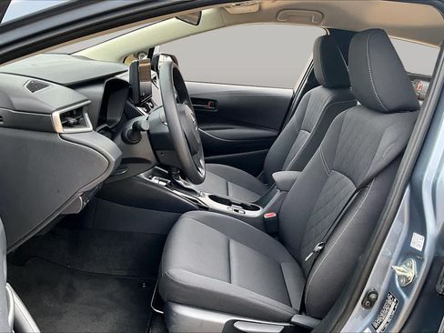 Used 2026 Toyota Corolla LE w/ LE Premium Package FWD image 8