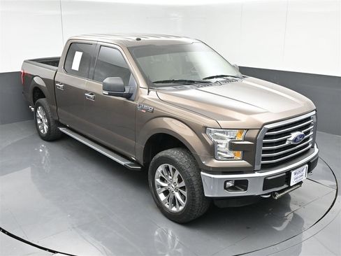 Used 2016 Ford F150 XLT w/ Equipment Group 302A Luxury AWD/4WD image 22