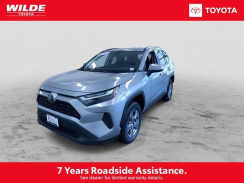 Certified 2025 Toyota RAV4 XLE AWD/4WD image 5