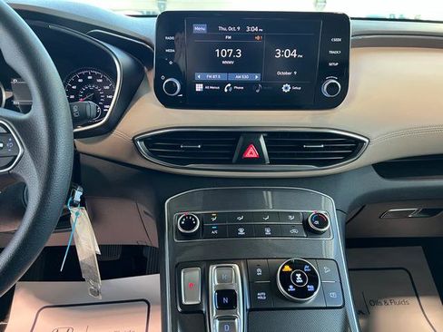 Used 2023 Hyundai Santa Fe SE image 16