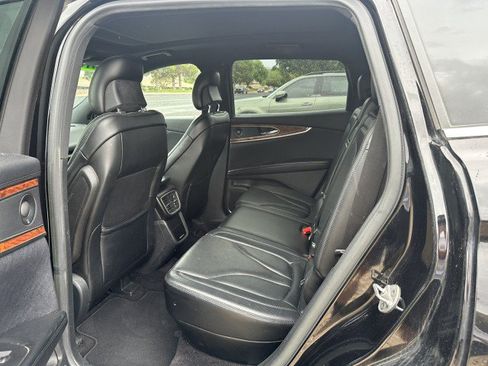 Used 2016 Lincoln MKX Reserve AWD/4WD image 13