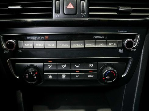 Used 2018 Kia Optima S FWD image 22