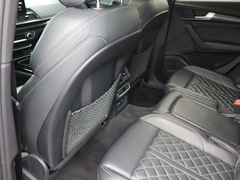 Used 2024 Audi SQ5 Premium Plus w/ S Sport Package AWD/4WD image 27