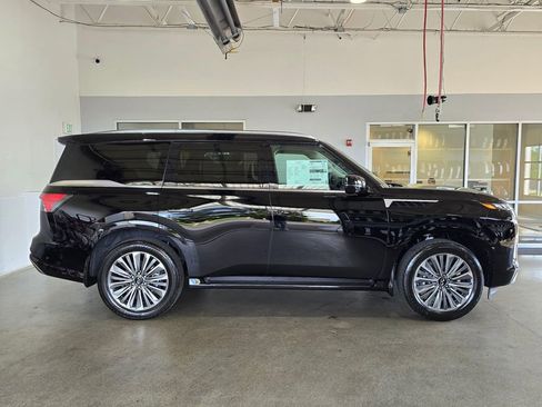 New 2026 INFINITI QX80 Luxe AWD/4WD image 4