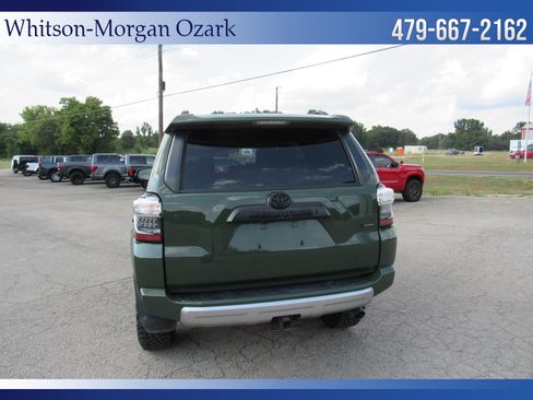 Used 2022 Toyota 4Runner TRD Off-Road Premium w/ Moonroof Package AWD/4WD image 14