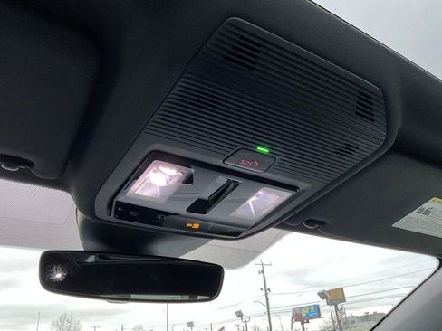 New 2026 Volkswagen ID.4 Pro S image 17