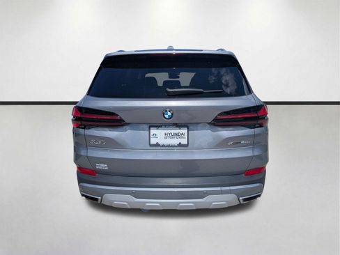 Used 2024 BMW X5 xDrive40i AWD/4WD image 5