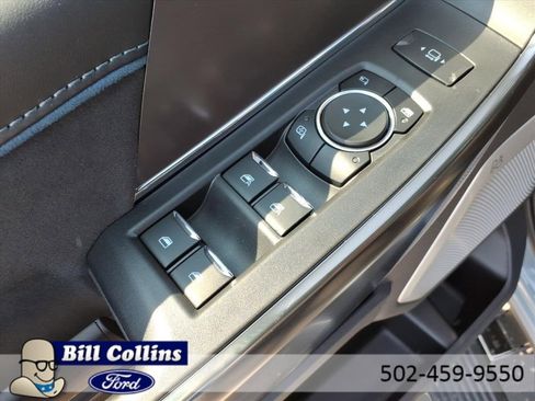 New 2026 Ford F350 Lariat w/ Black Appearance Package image 16