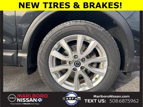 Certified 2022 Nissan Rogue Sport SV w/ Technology Package image 10