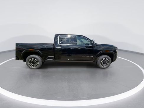 New 2026 GMC Sierra 2500 Denali Ultimate AWD/4WD image 9