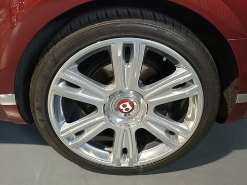 Used 2017 Bentley Continental GT image 30