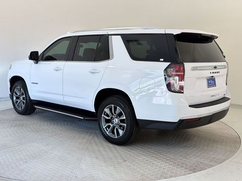 Used 2022 Chevrolet Tahoe LT w/ Luxury Package image 3