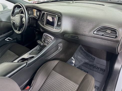 Used 2022 Dodge Challenger SXT w/ Cold Weather Group image 31