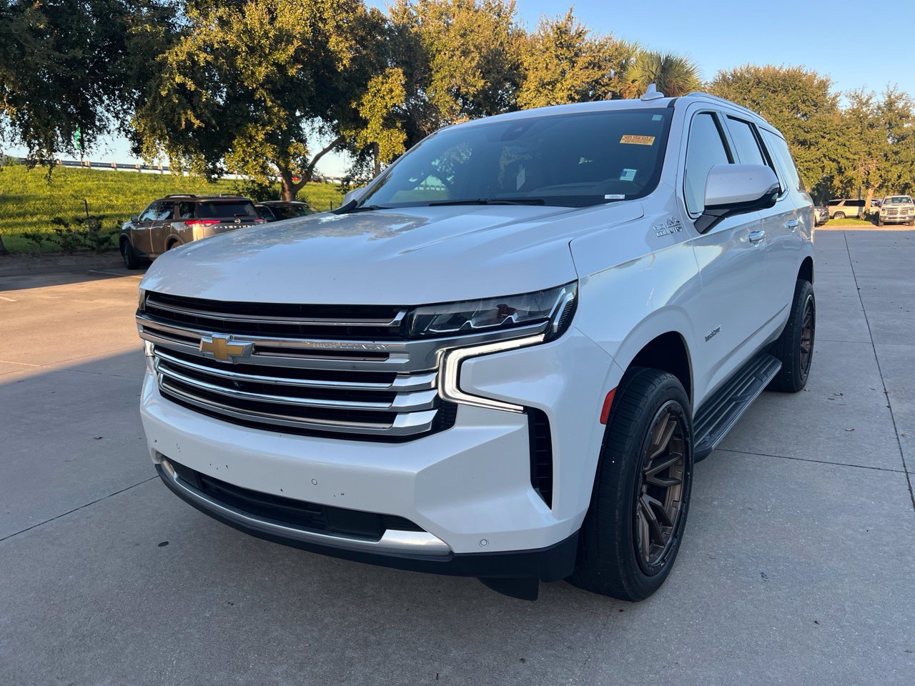 Used 2021 Chevrolet Tahoe High Country AWD/4WD image 1