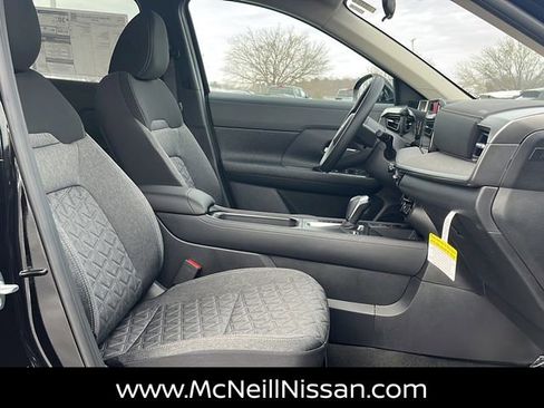 New 2026 Nissan Kicks SV image 11