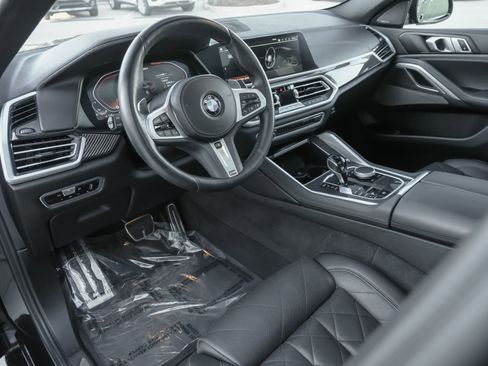 Used 2023 BMW X6 M50i w/ Climate Comfort Package AWD/4WD image 15
