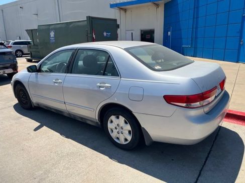 Used 2003 Honda Accord LX image 7