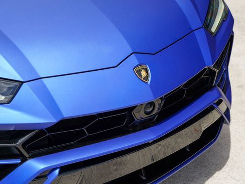 Used 2020 Lamborghini Urus AWD/4WD image 4