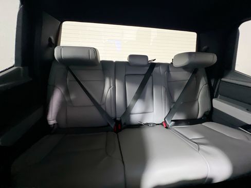 New 2026 Toyota Tundra Limited AWD/4WD image 32