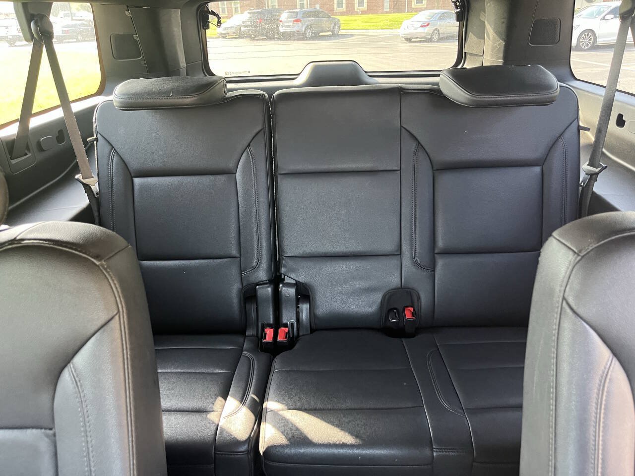 Used 2021 Chevrolet Suburban Z71 w/ Luxury Package AWD/4WD image 14
