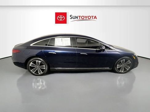 Used 2022 Mercedes-Benz EQS 450+ Sedan image 2