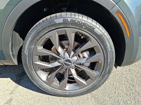 Certified 2022 Kia Sorento X-Line EX image 8