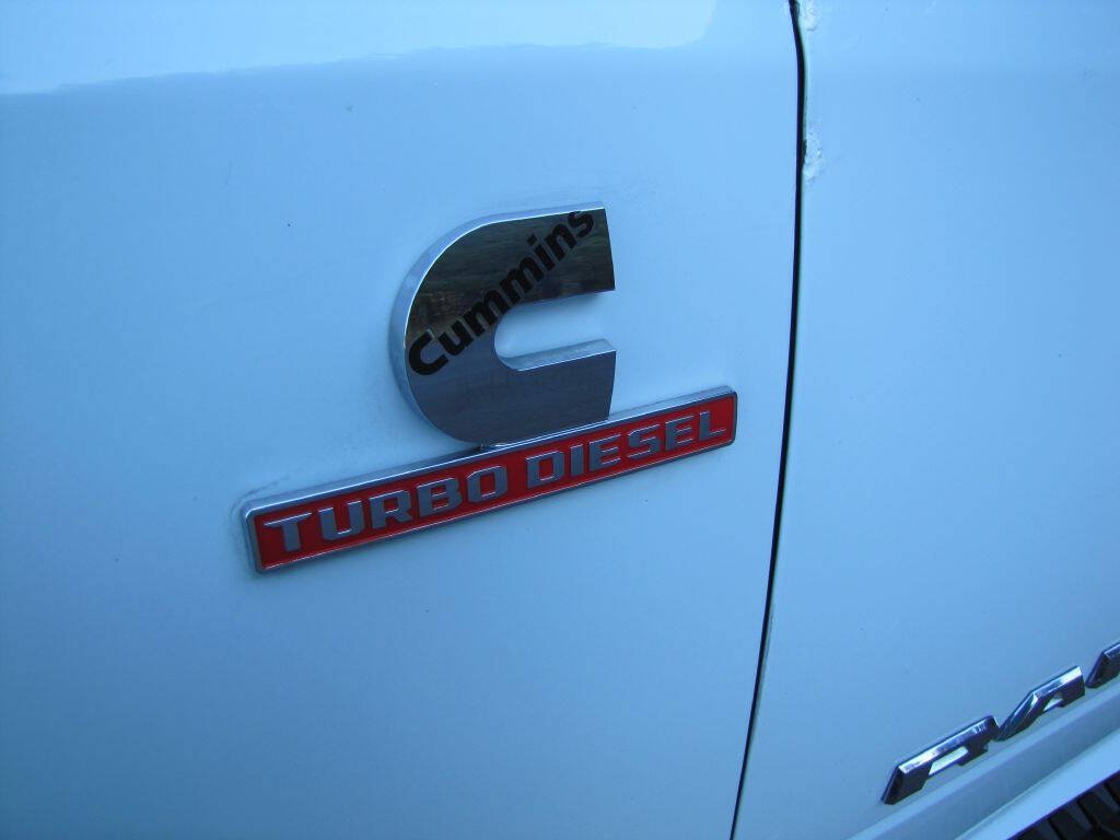 Used 2022 RAM 2500 Tradesman w/ Chrome Appearance Group AWD/4WD image 24