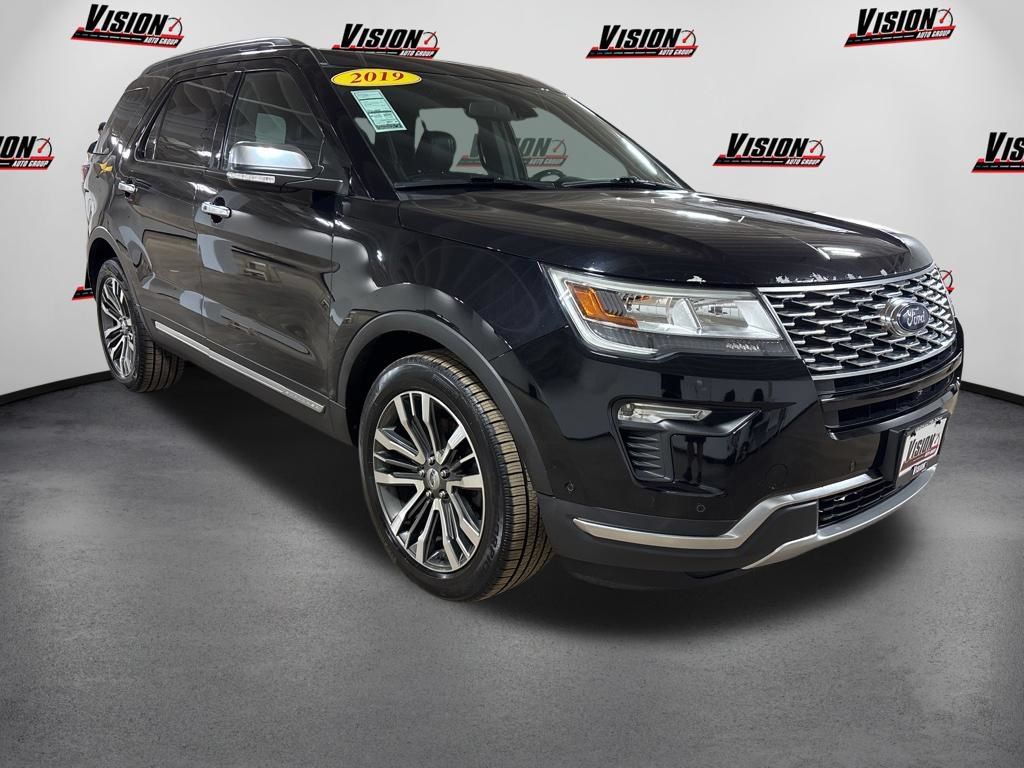 Used 2019 Ford Explorer Platinum AWD/4WD image 3