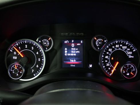 New 2026 RAM 1500 Big Horn w/ Night Edition image 10