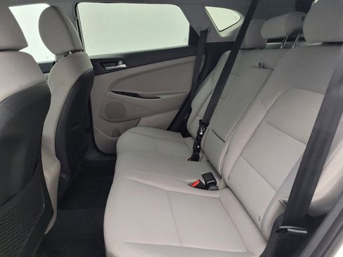 Used 2019 Hyundai Tucson Value AWD/4WD image 18
