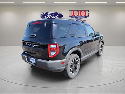 Used 2021 Ford Bronco Sport Outer Banks AWD/4WD image 2