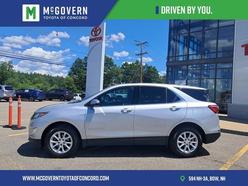 Used 2018 Chevrolet Equinox LT AWD/4WD image 2