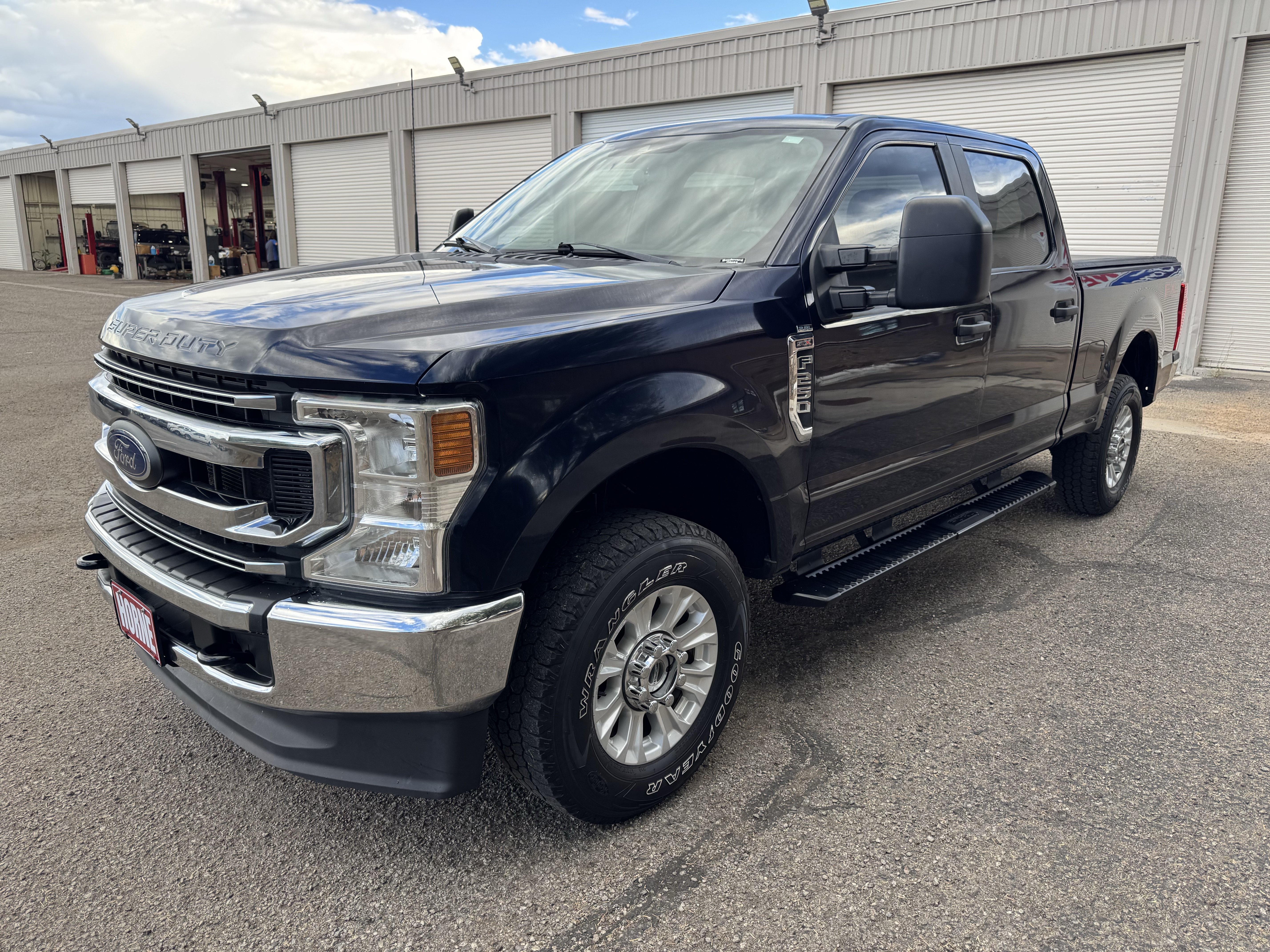 Used 2021 Ford F250 XL w/ STX Appearance Package AWD/4WD image 3