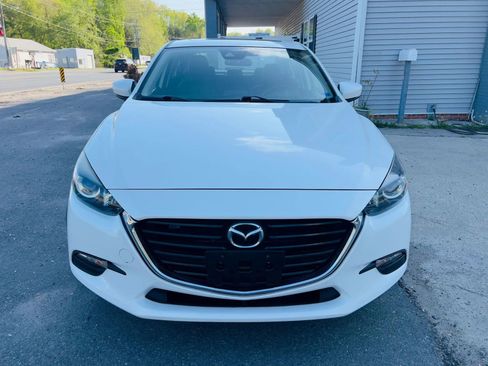 Used 2017 MAZDA MAZDA3 Touring w/ Popular Equipment Package image 2