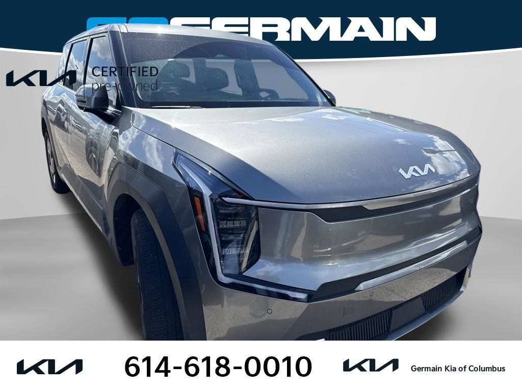 Certified 2024 Kia EV9 Light RWD image 7