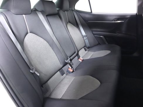 Used 2021 Toyota Camry LE FWD image 33
