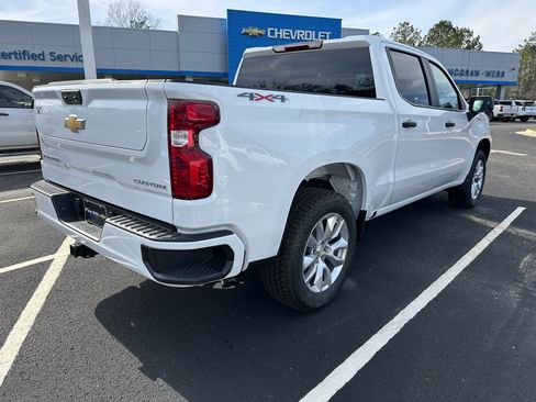 New 2026 Chevrolet Silverado 1500 Custom image 2