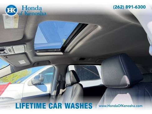 Used 2024 Honda Odyssey EX-L image 5