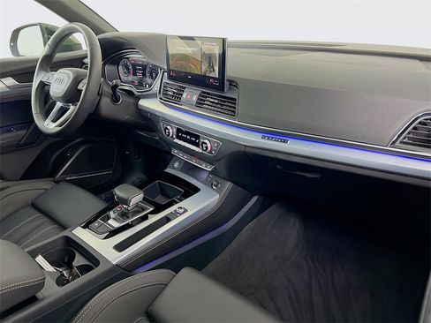 Used 2025 Audi Q5 2.0T Premium Plus image 30