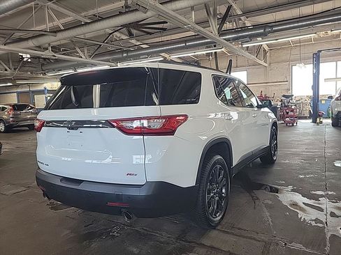 Used 2021 Chevrolet Traverse RS AWD/4WD image 5